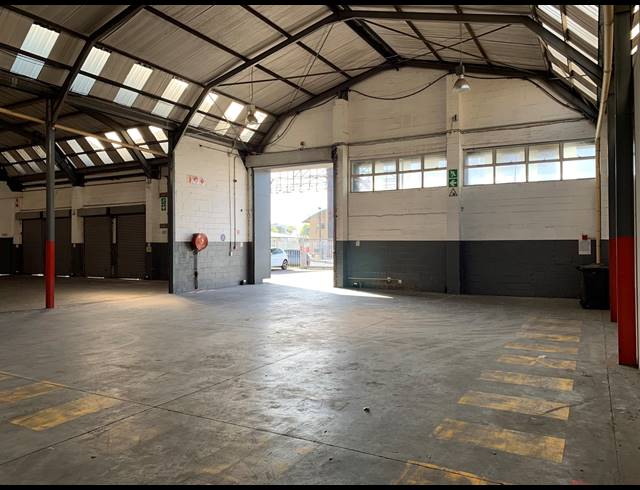 1,710M² FACTORY TO LET IN AIRPORT INDUSTRIA